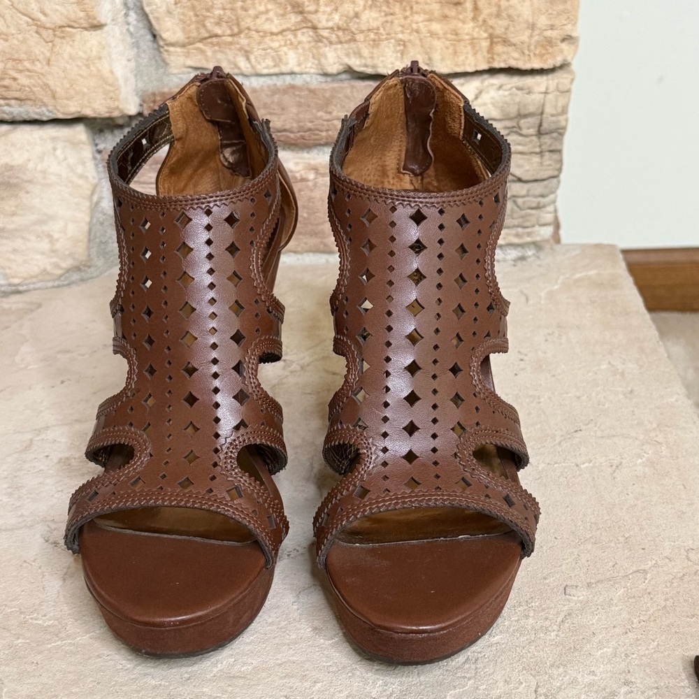 Carlos by Carlos Santana Brown Cutout‎ Wedge Sandals Size 9.5
Boho Summer